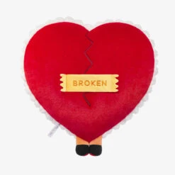 CRYBABY Crying For Love Series-Plush Gift Box -Blind Box World 20250121 105740 018787 6 1200x1200