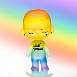 KUBO LOVE WINS FIGURE