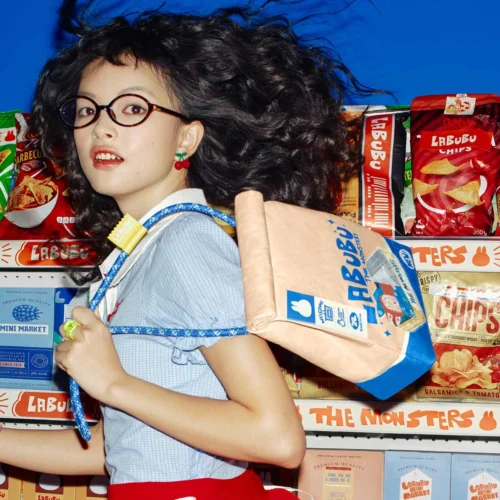 THE MONSTERS Wacky Mart Series-Messenger Bag -Blind Box World 20250610 102113 579550 4 1200x1200